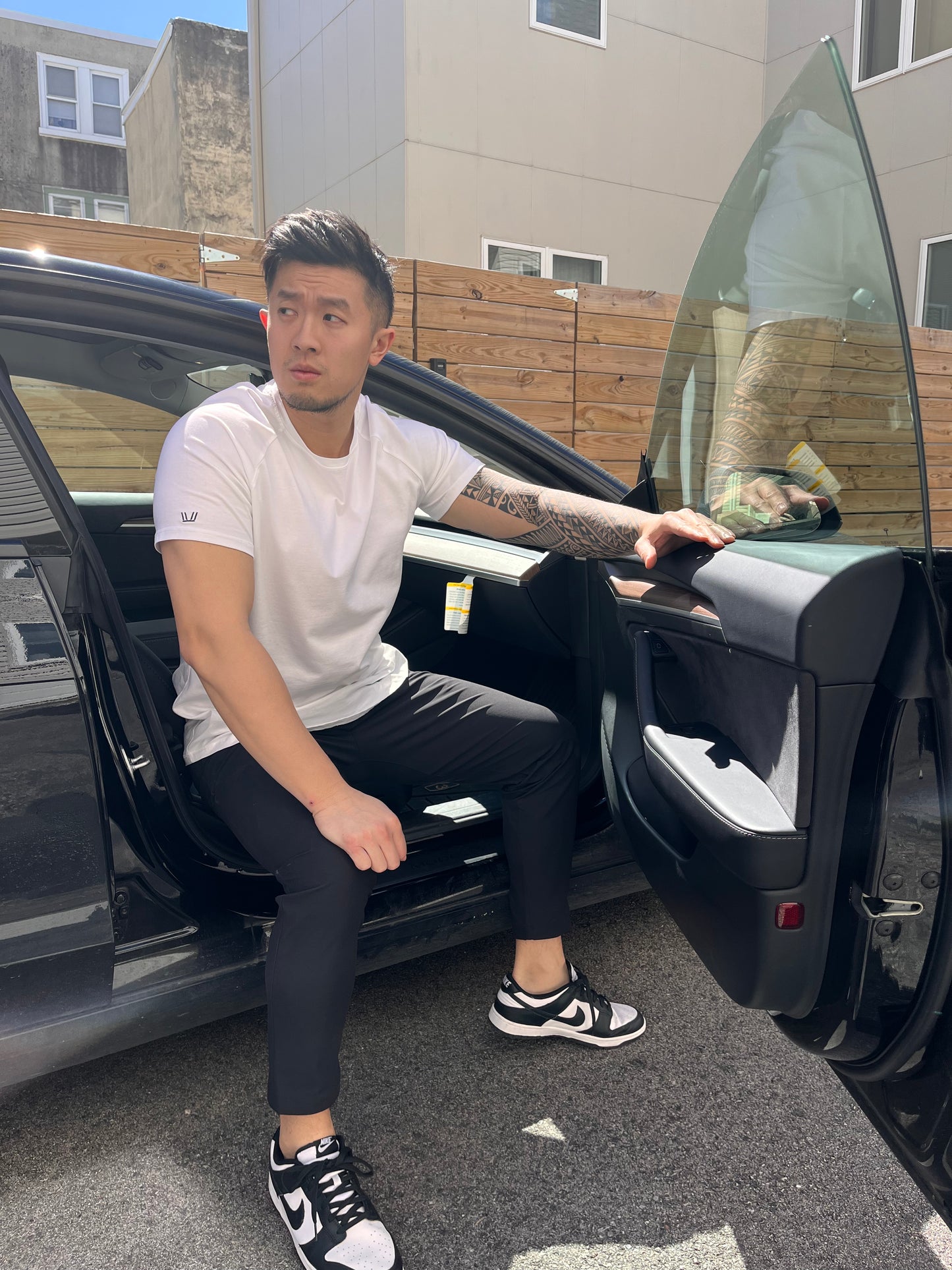 Curved Hem (Sleeve) - White